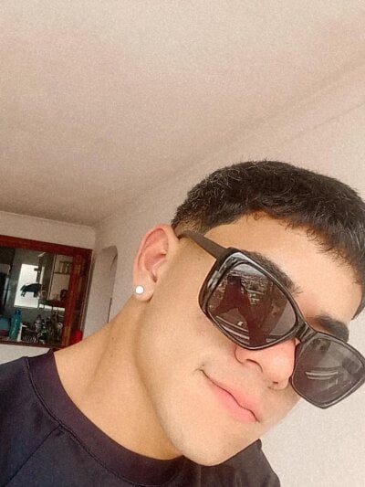 Luis_Broker - Stripchat Boy 