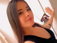 lexy_more's Offline Chat Room