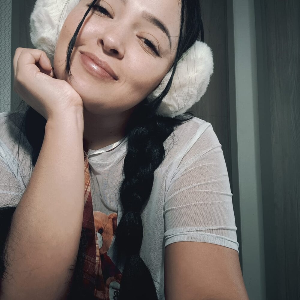 Aleska__Bell profile