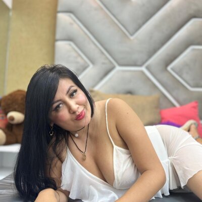 Queen_Feett