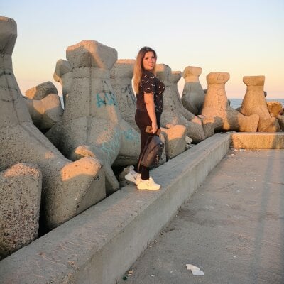 __Lolla__1 Female Office Free Webcam Adult