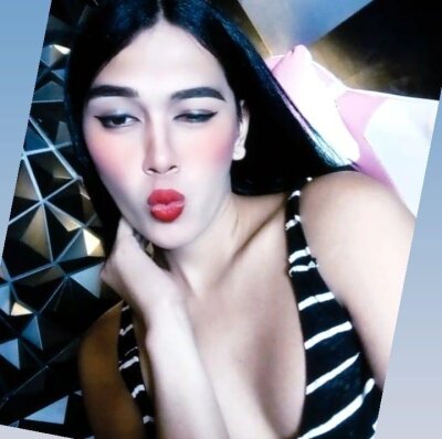 miss_erika_more from stripchat