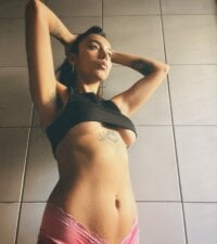 gatalatina333's webcam live show