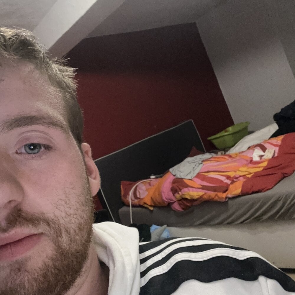 dirtydeedsderechte from stripchat