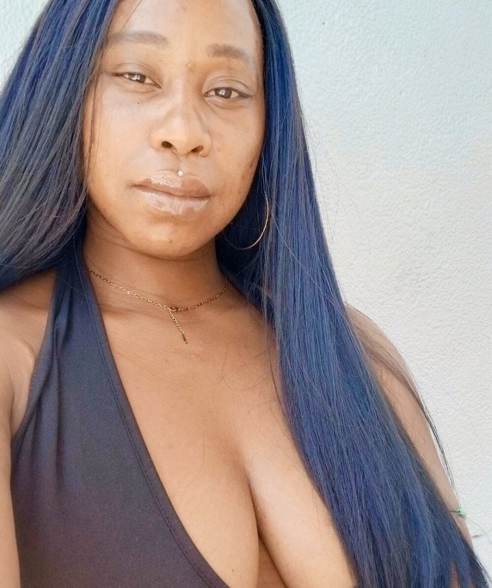 livesex.fan opal_s livesex profile in the-sea-of-desires cams