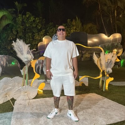 ___Rob3rt Male Masturbation Live Cam Chat