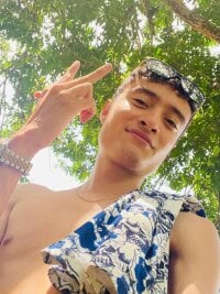 camiYwY's webcam live show
