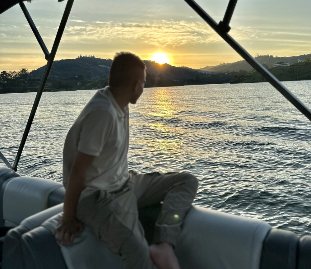 CJ_579