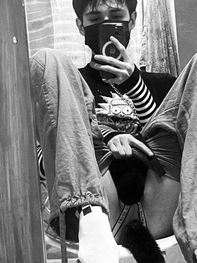 twink19355 from stripchat