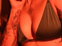 دردشة Aeris_Crow الجنسية المباشرة