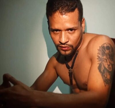 alejomarquez from stripchat