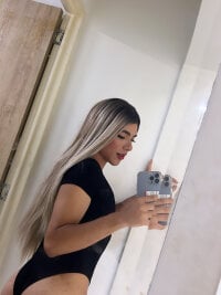 Chloe_narcise