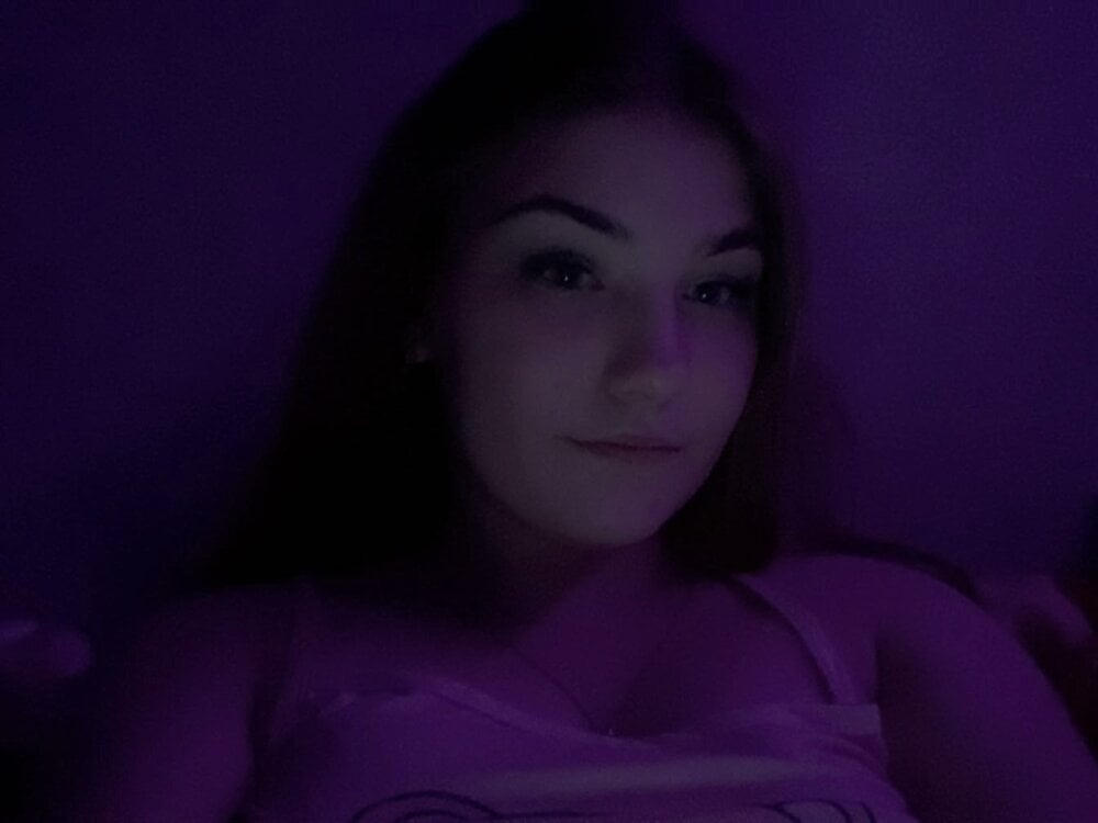 pornos.live milkiss_swety livesex profile in straight cams