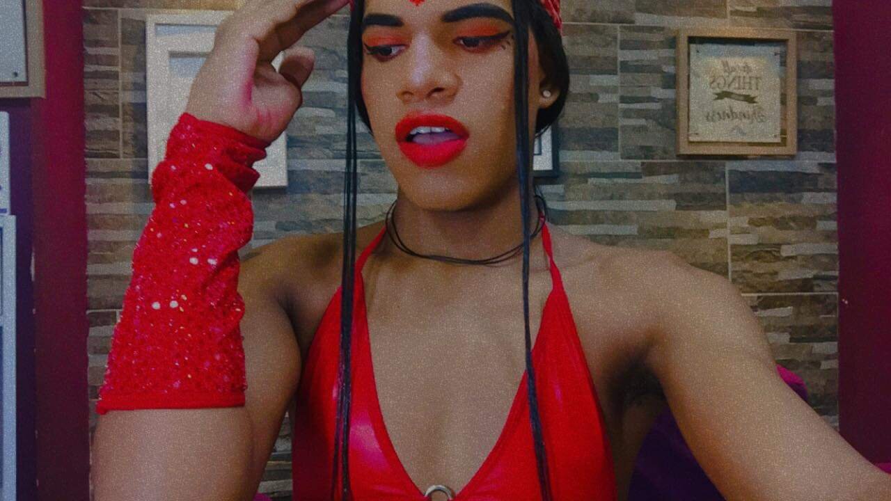 mia_ts_sex