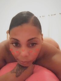 Naivad_thickass' Offline XXX Chat