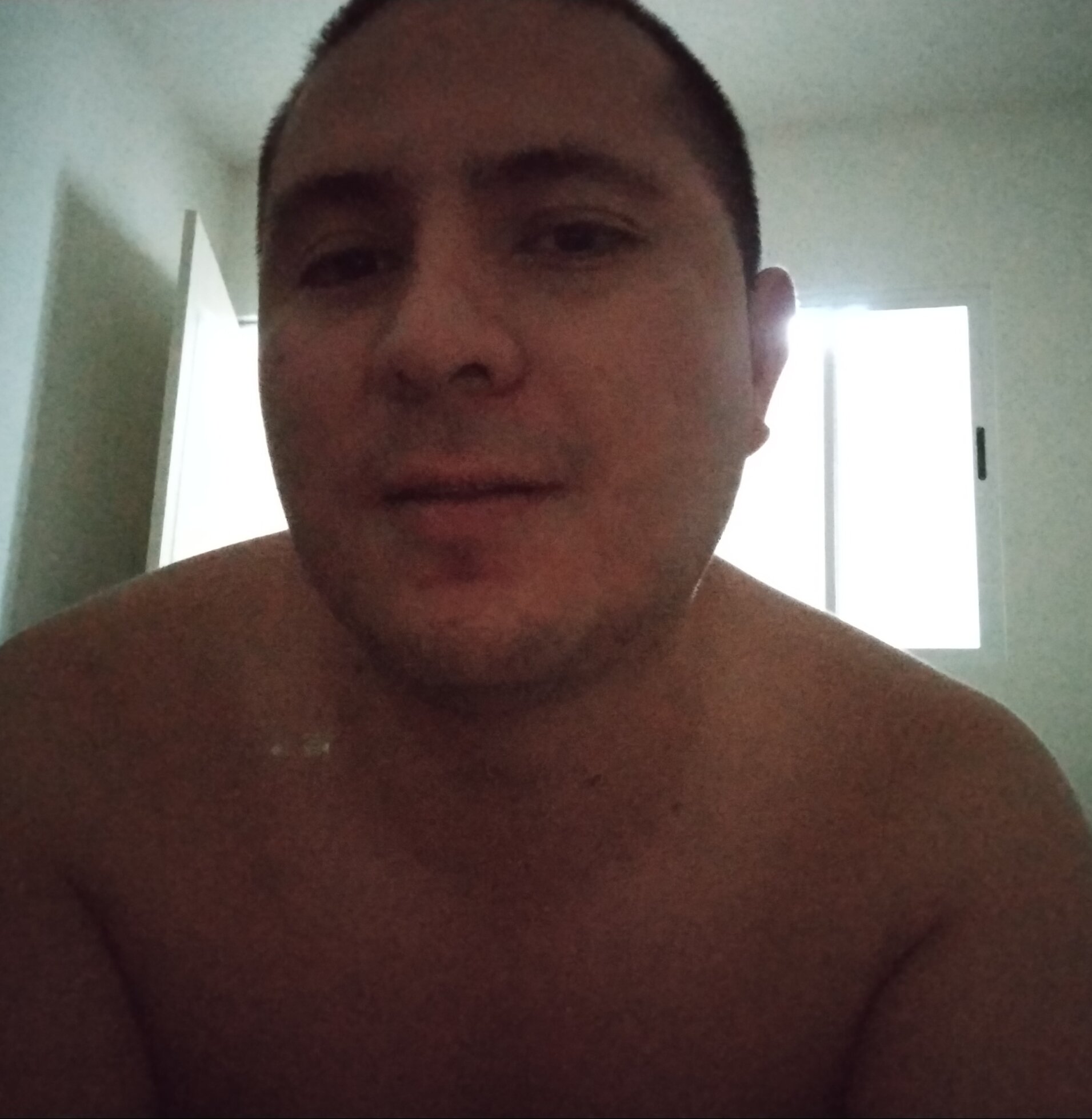 manuelwhitelive