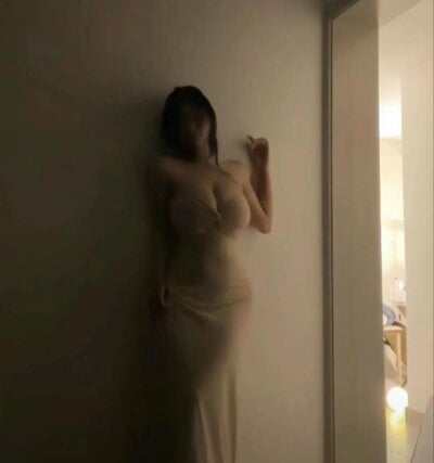 71_moiy from stripchat