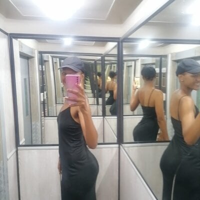 StallionMilf_Queen on StripChat