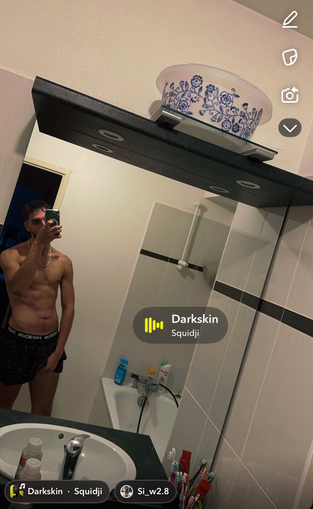 triquetteAUrdv's Offline XXX Chat