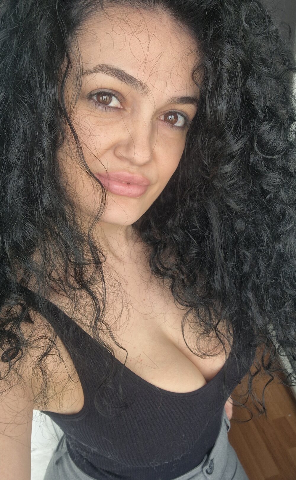jadelure from stripchat