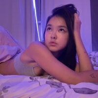 Hiii_Nora's Offline Chat Room