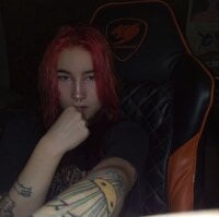 Spider_Girl_'s Offline Chat Room
