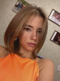 MabelRose's Offline Chat Room