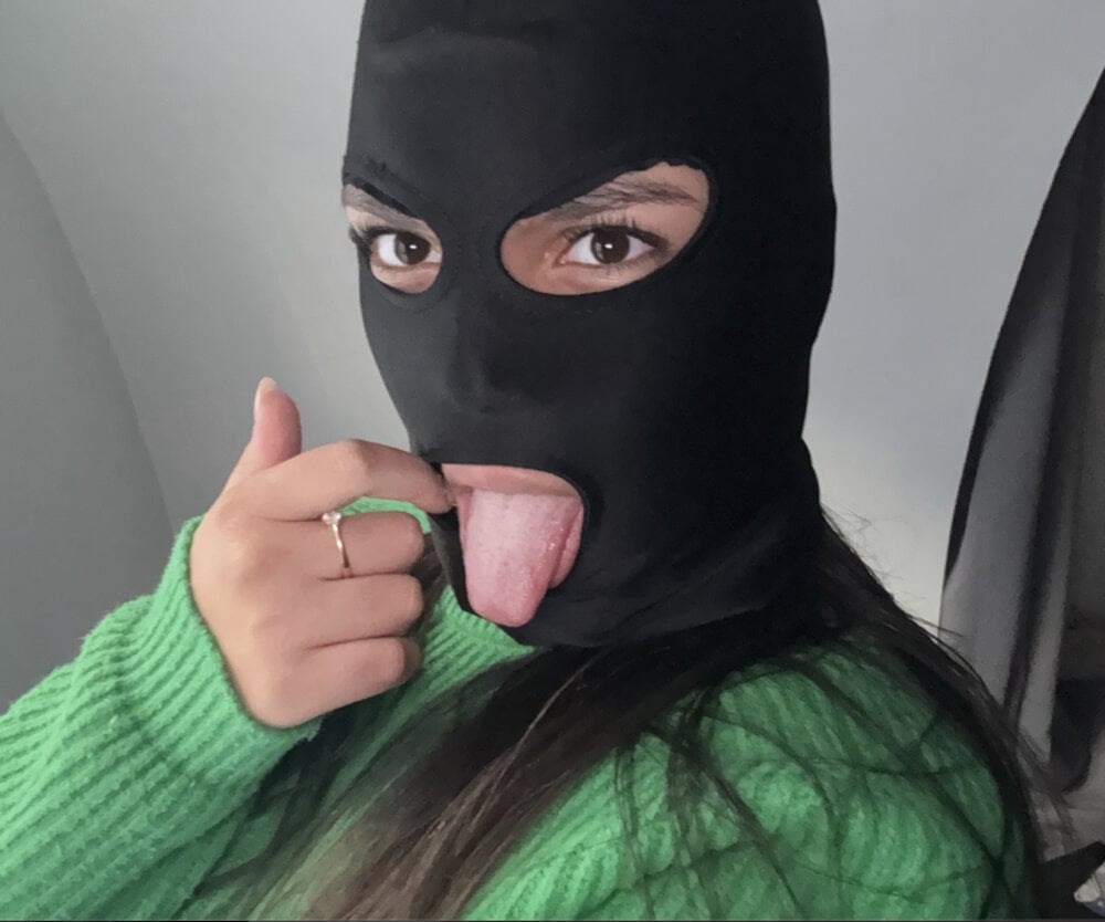 Chat +18 de sofiacagoule ao vivo