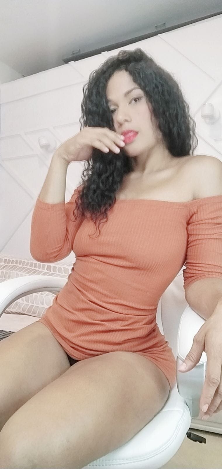 valery_copola