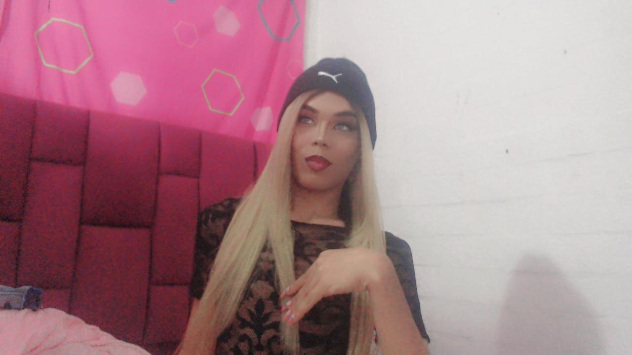 nikoll_big_cock