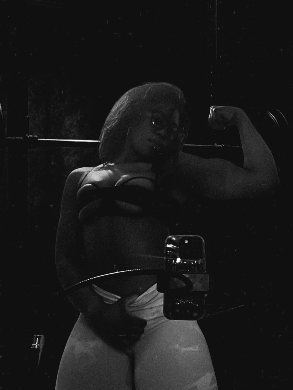 sexcityguide.com aaliyahblack livesex profile in in-ya-dreams cams