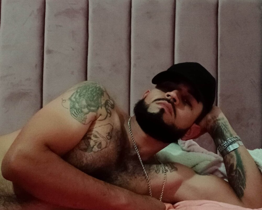 zorro1395's Offline XXX Chat