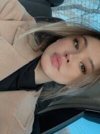 Miss_Rioko's Offline Chat Room