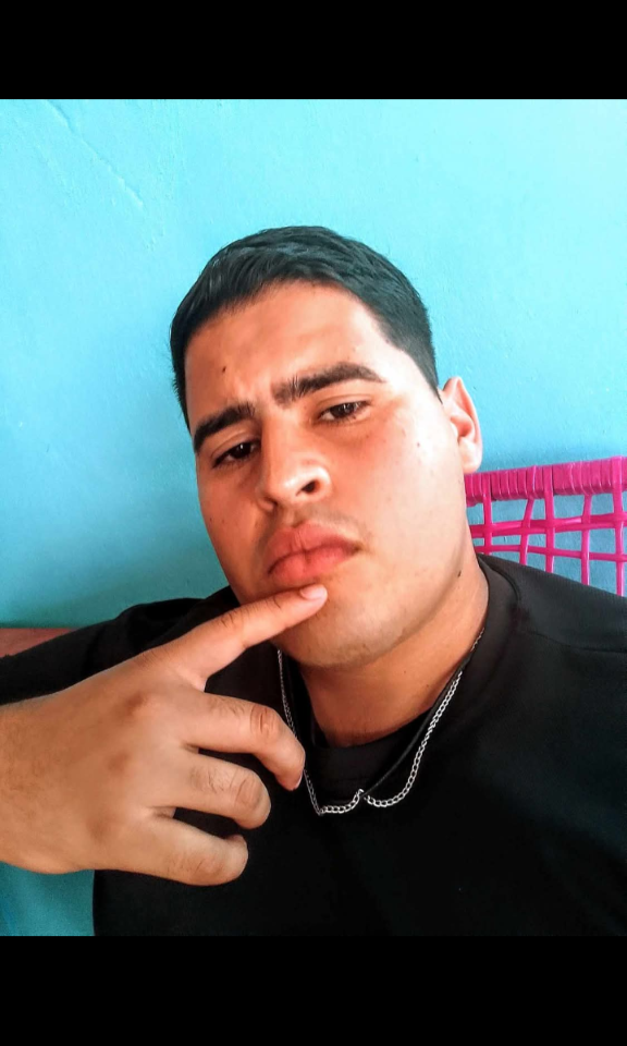 latino_gordito2000 from stripchat