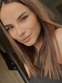 Deborah_xx's Offline Chat Room