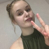 WandaLopezz's Offline Chat Room