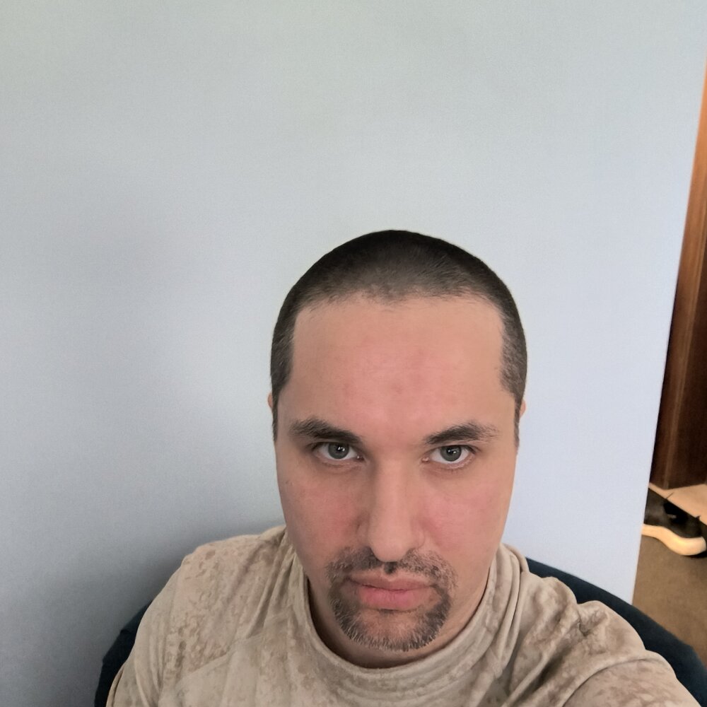 evrythingEverythere's Offline XXX Chat