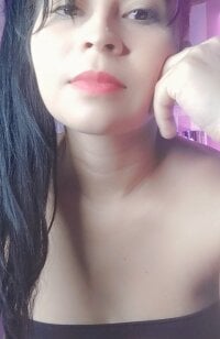 anny_sweet_20's Offline Chat Room