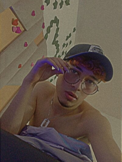 Axel_tay - Stripchat Cam2cam Deepthroat Dildo Boy 