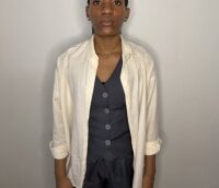 Chat +18 de MalorieDerbes ao vivo