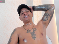 MaximoHall86's webcam live show
