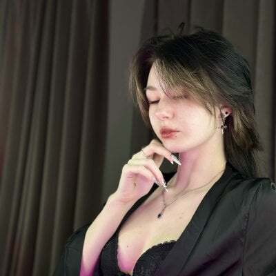EsmeBellas on StripChat