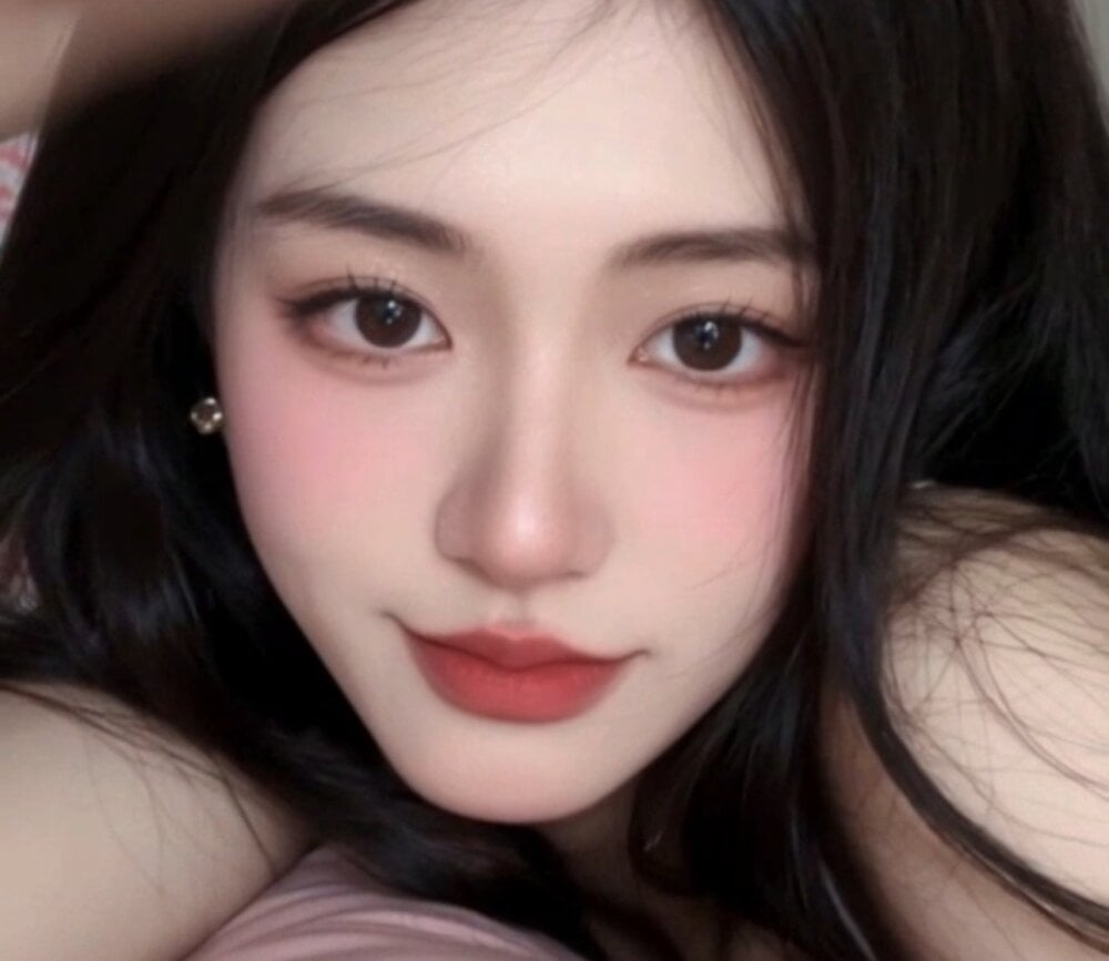 SuperGirl-100's Offline XXX Chat