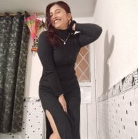 natasha_mature's Offline Chat Room
