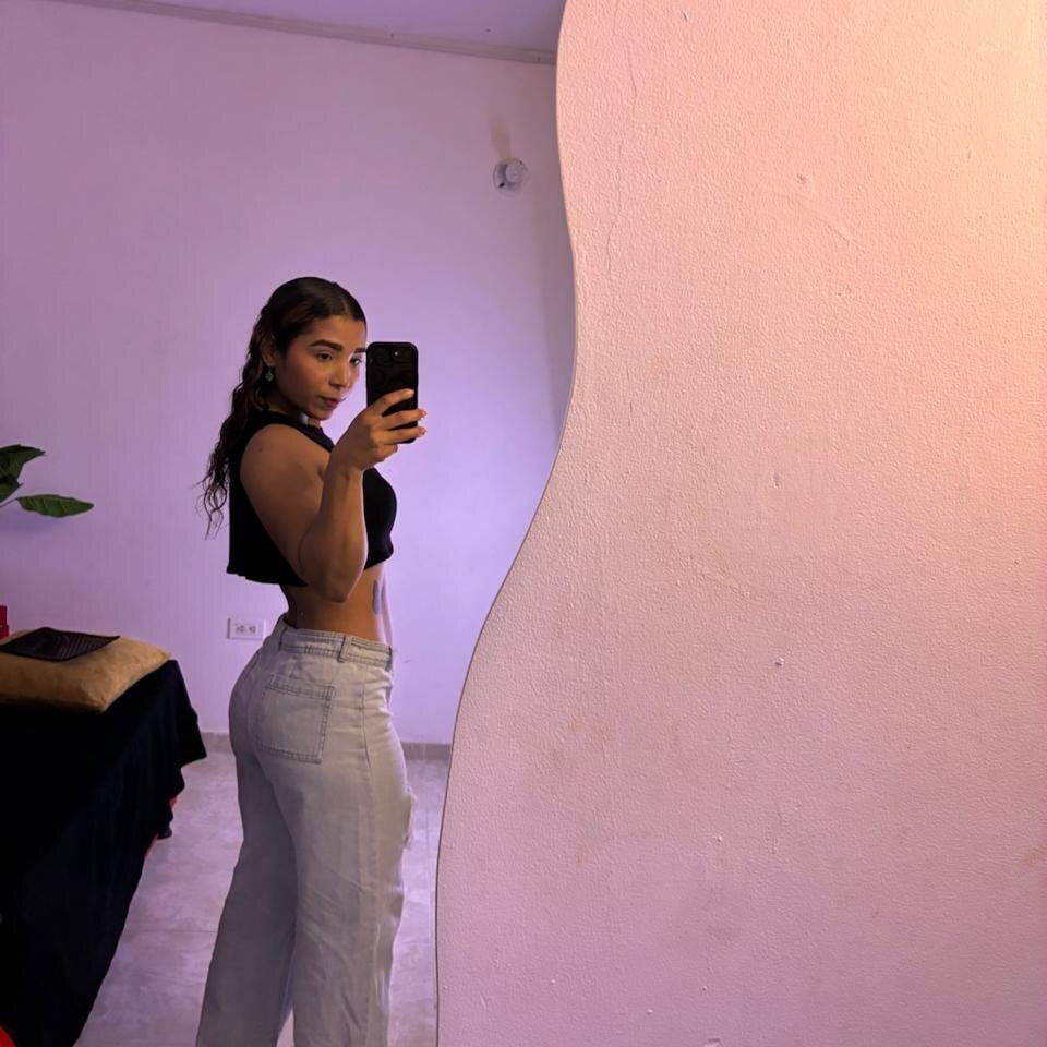 vennuss19's Offline XXX Chat