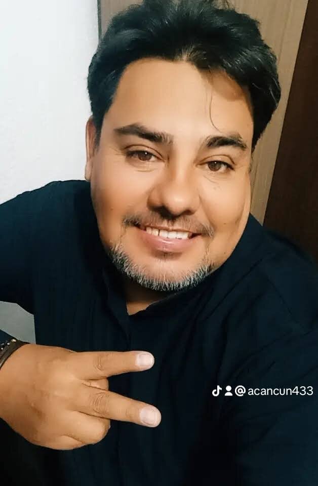 AlexCancun's Offline XXX Chat