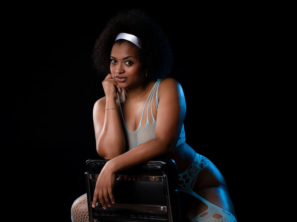 Scarleth_coco's Offline Chat Room