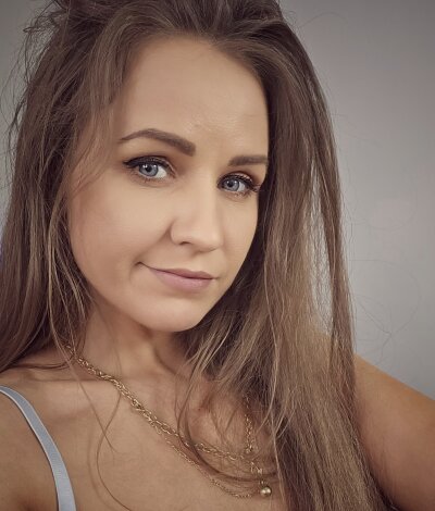 Kristen-Ella 🛥 online naked webcam