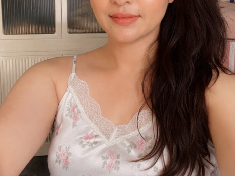 pornos.live kajal696 livesex profile in at-iamsarah240 cams