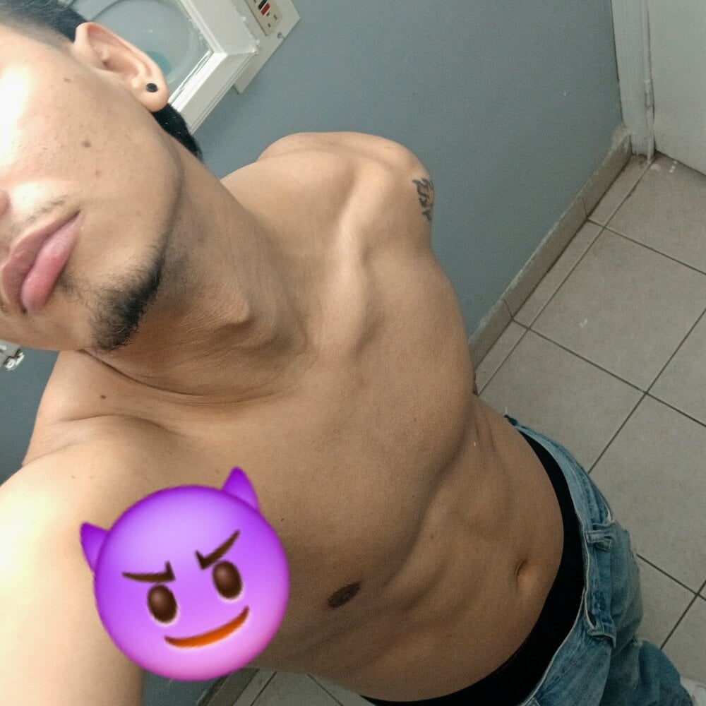 xxxtokio22 from stripchat